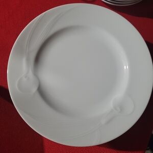 Set Of 2 Mikasa Classic Flair, 8 inch Salad Plate, Solid White